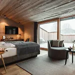 Hotell Alpenhotel Am Schwarzsee 4*