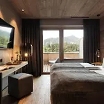 Alpenhotel Am Schwarzsee Hotell 4*
