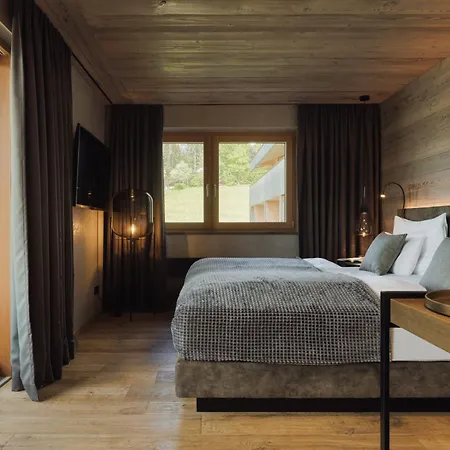 Alpenhotel Am Schwarzsee 4*