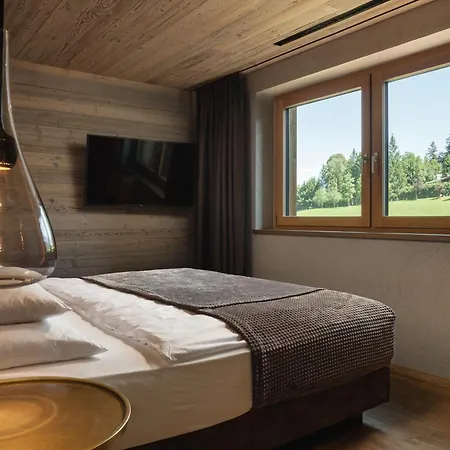 Ξενοδοχείο Alpenhotel Am Schwarzsee