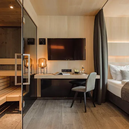 Alpenhotel Am Schwarzsee 4*