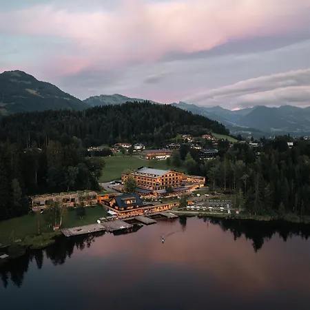 Alpenhotel Am Schwarzsee 4* 基茨比厄尔