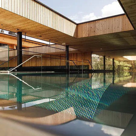 Alpenhotel Am Schwarzsee 酒店 4*